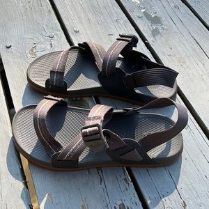 Chaco Men’s Lowdown Sandal, Size 9, Grey